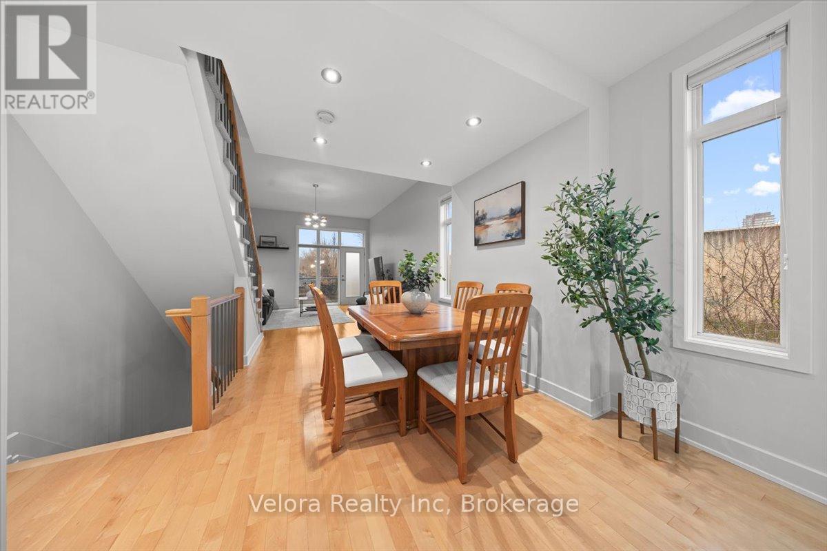 3 Bed, 3 Bath House for Sale in Ottawa – 63F YOUNG STREET, Ottawa – MLS# X13464448 - Image 10