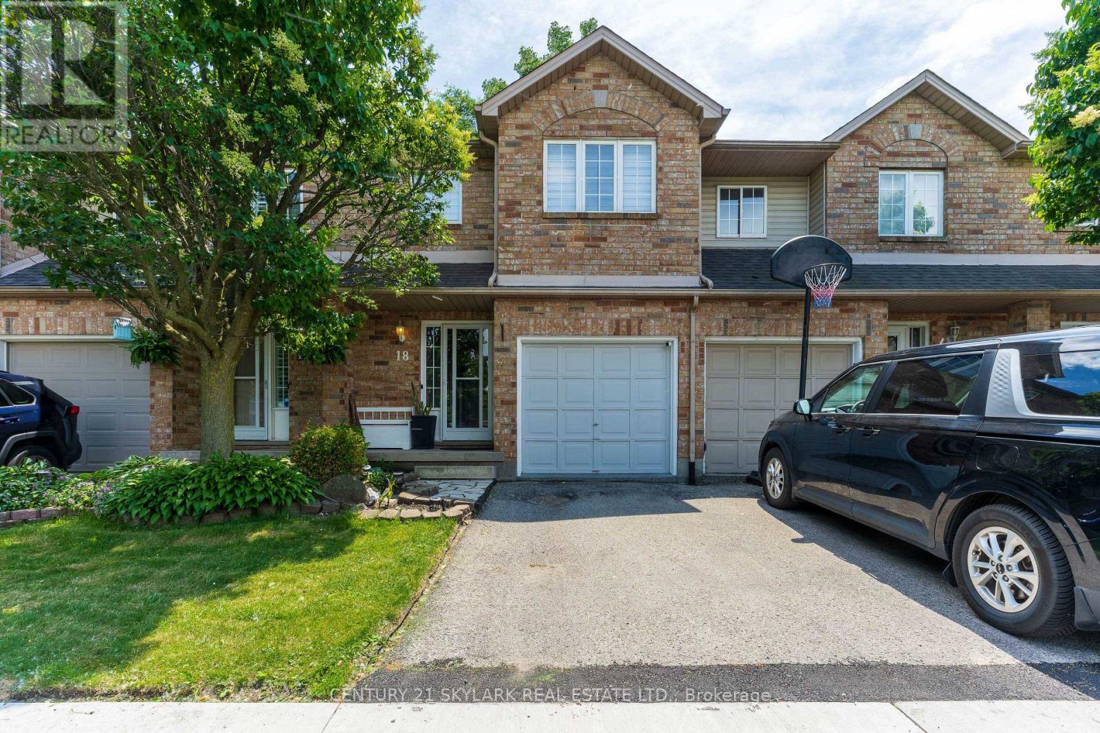 #18 10 CADHAM BOULEVARD - 1