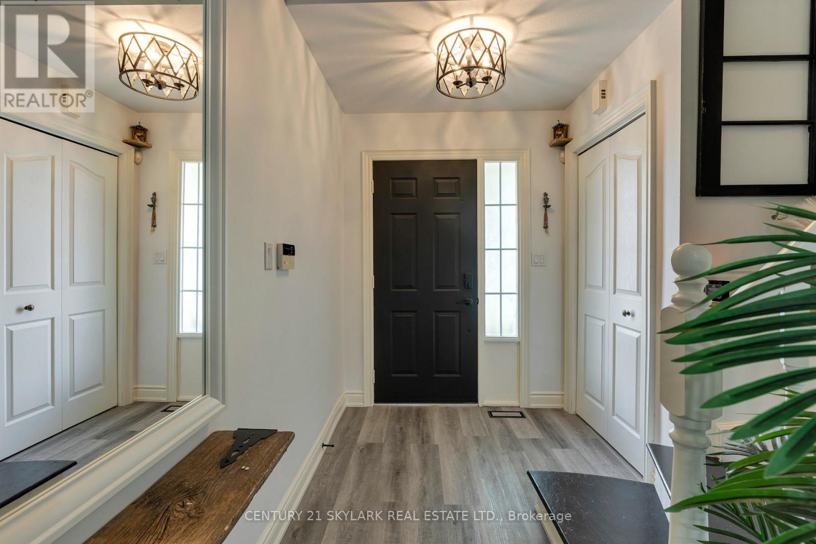 #18 10 CADHAM BOULEVARD - 5