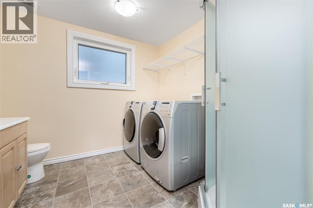 377 Fairford STREET W - 14