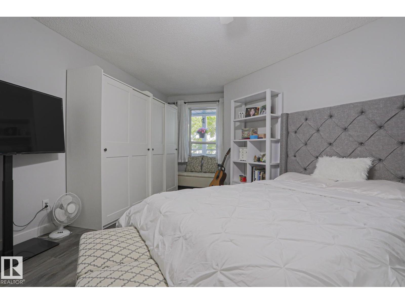 #233 2520 50 ST NW - 12