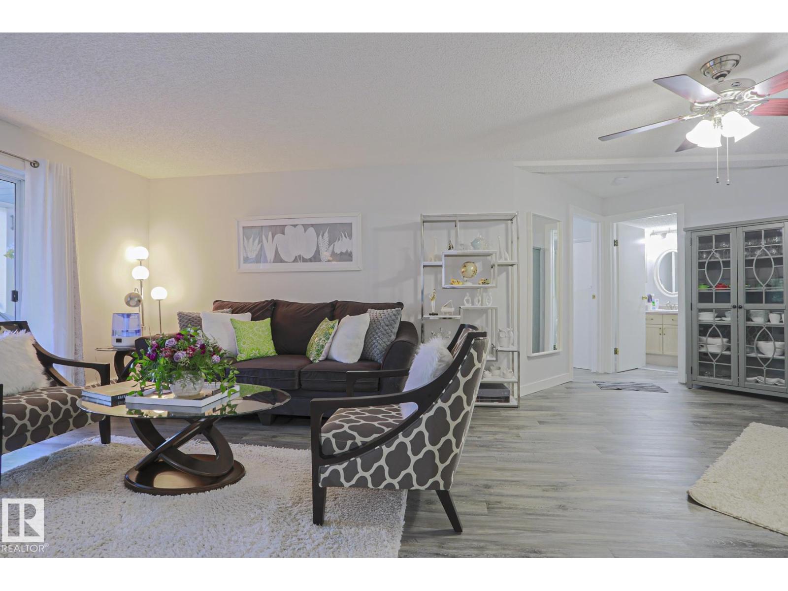 #233 2520 50 ST NW - 10