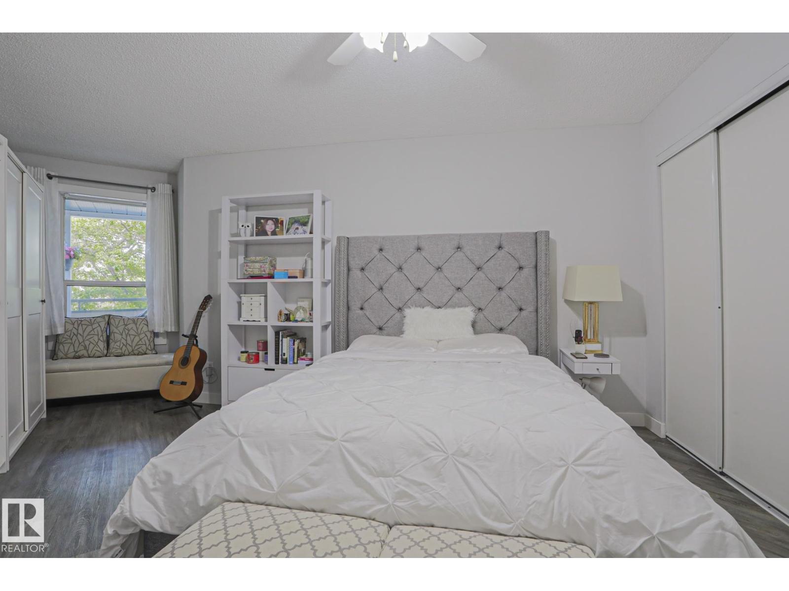 #233 2520 50 ST NW - 11