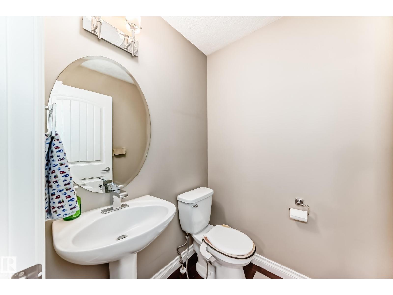 5308 164 AV NW — photo 17