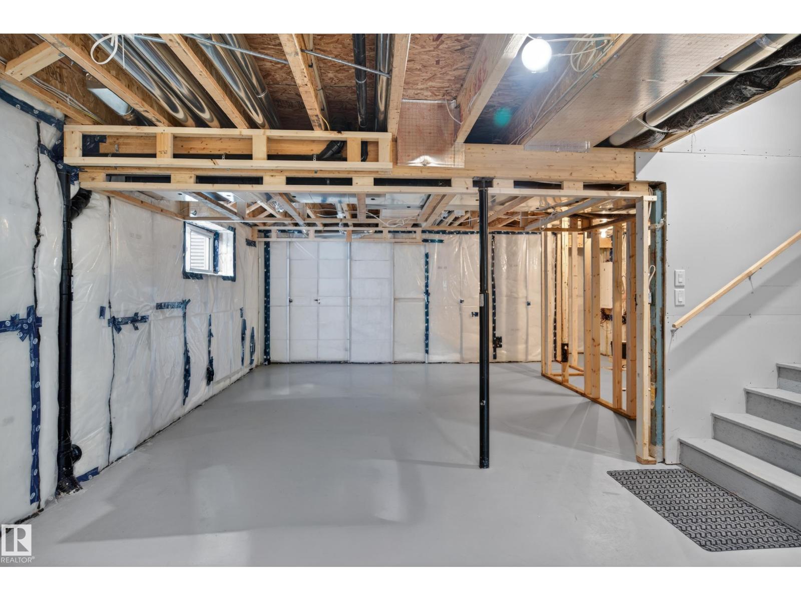 934 BERG PL — photo 53