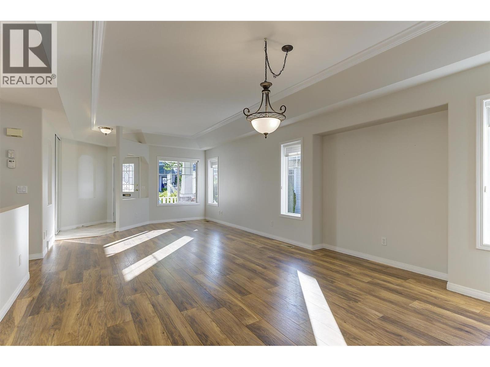 113 1321 Ridgeway Drive, Kelowna