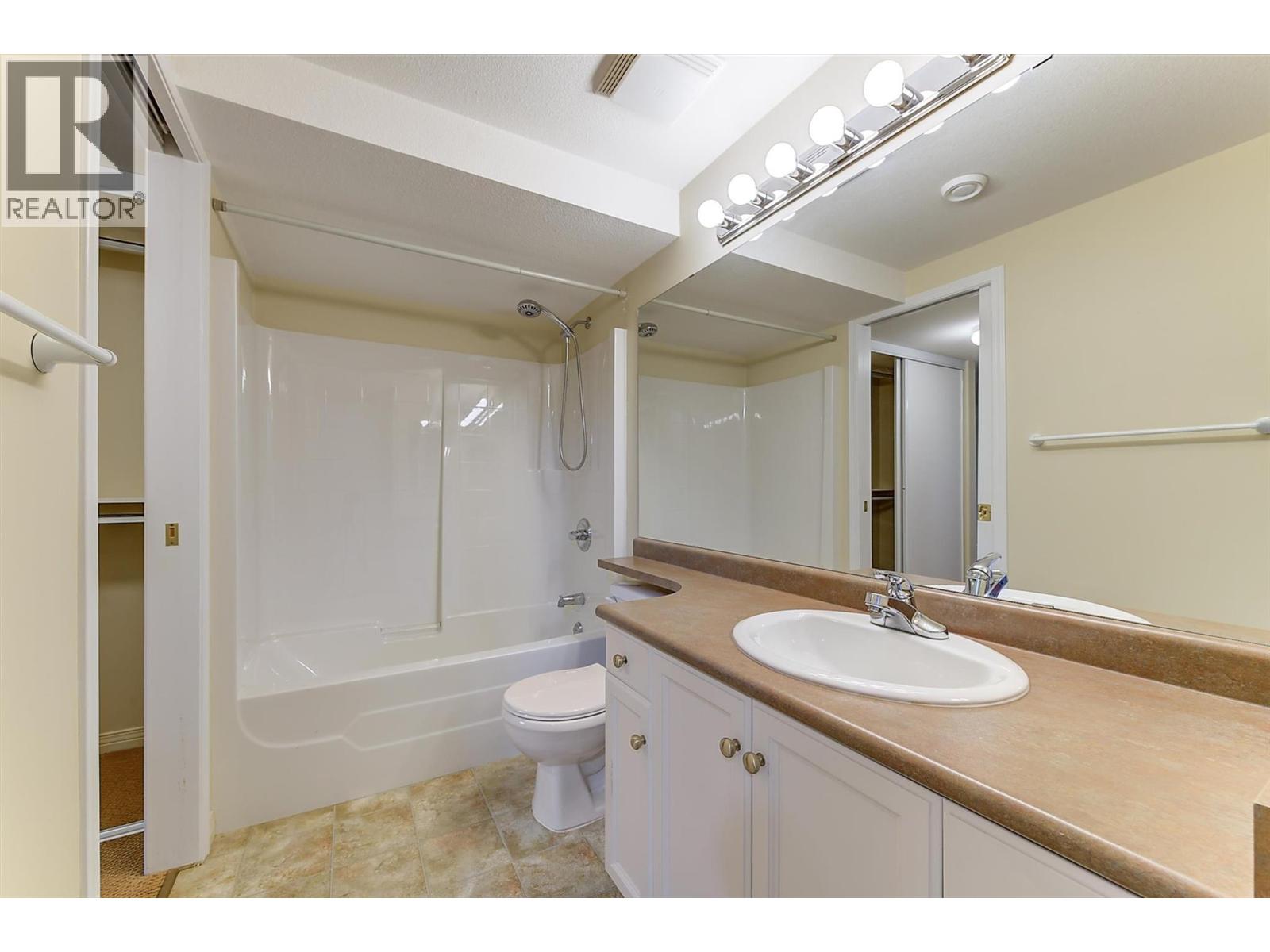 113 1321 Ridgeway Drive, Kelowna