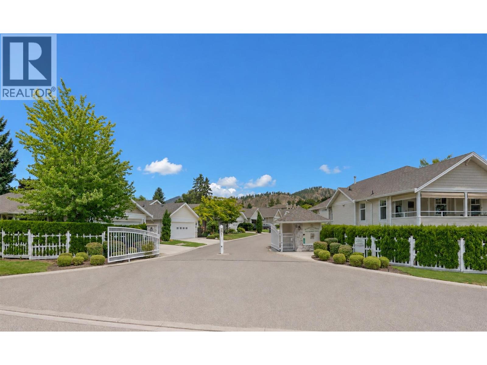 113 1321 Ridgeway Drive, Kelowna