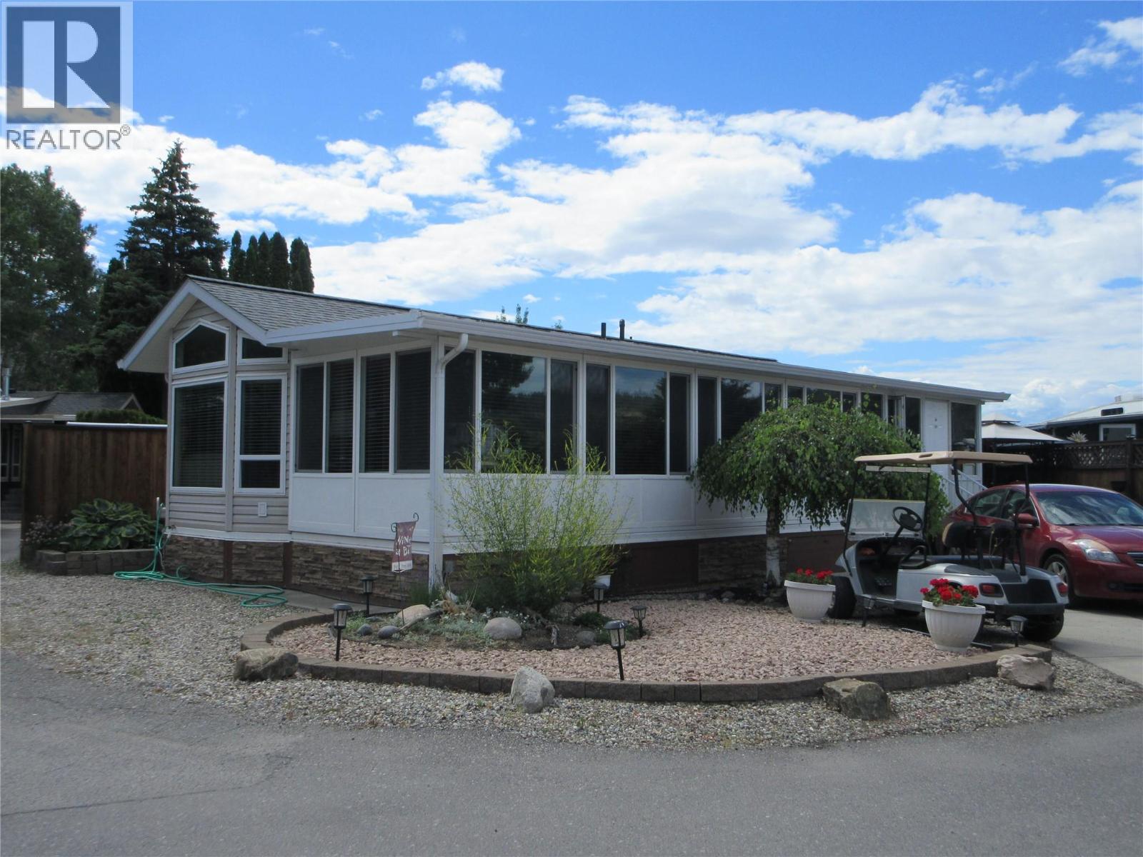 #408-415 Commonwealth Road, Kelowna