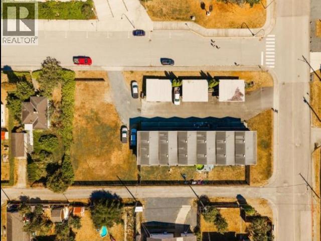 3915 SELKIRK AVE - 1