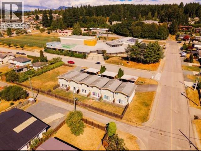 3915 SELKIRK AVE - 3