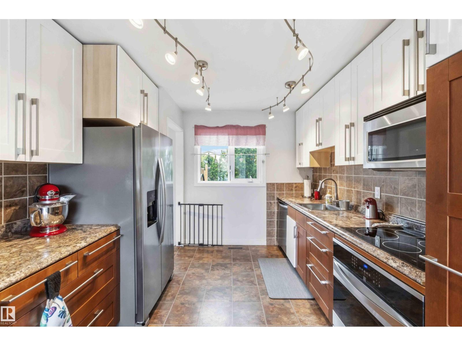143 Birch DR — photo 15
