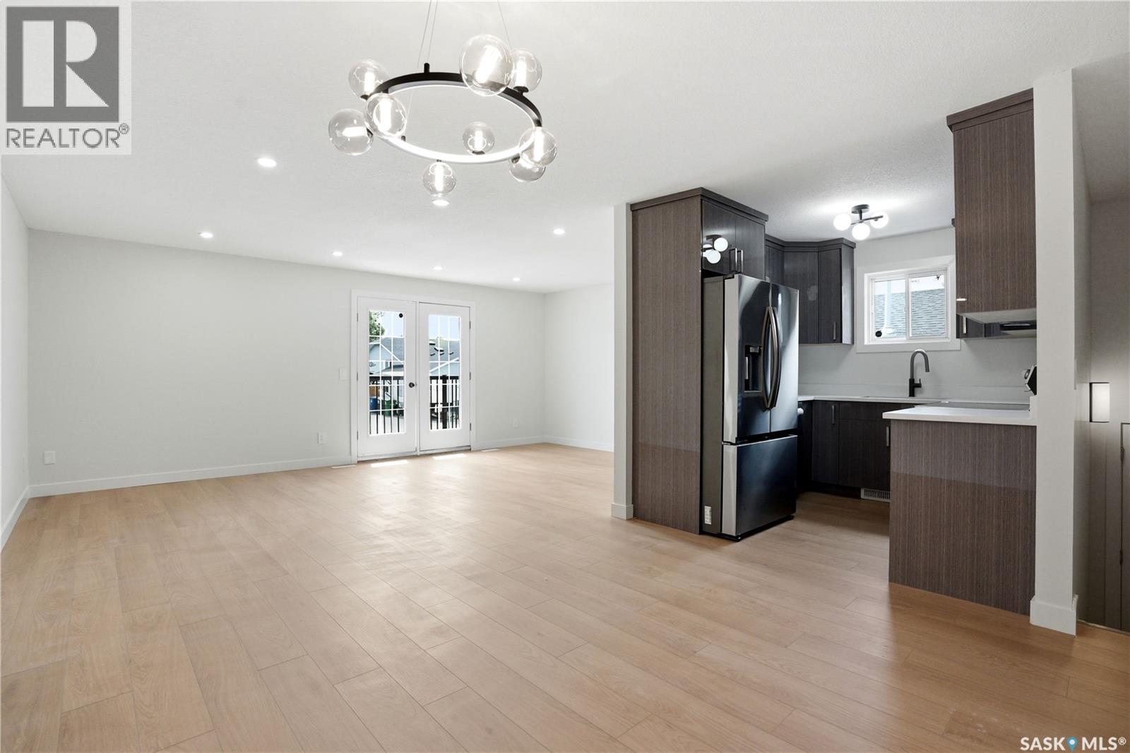 116 (114) Hall CRESCENT - photo 5