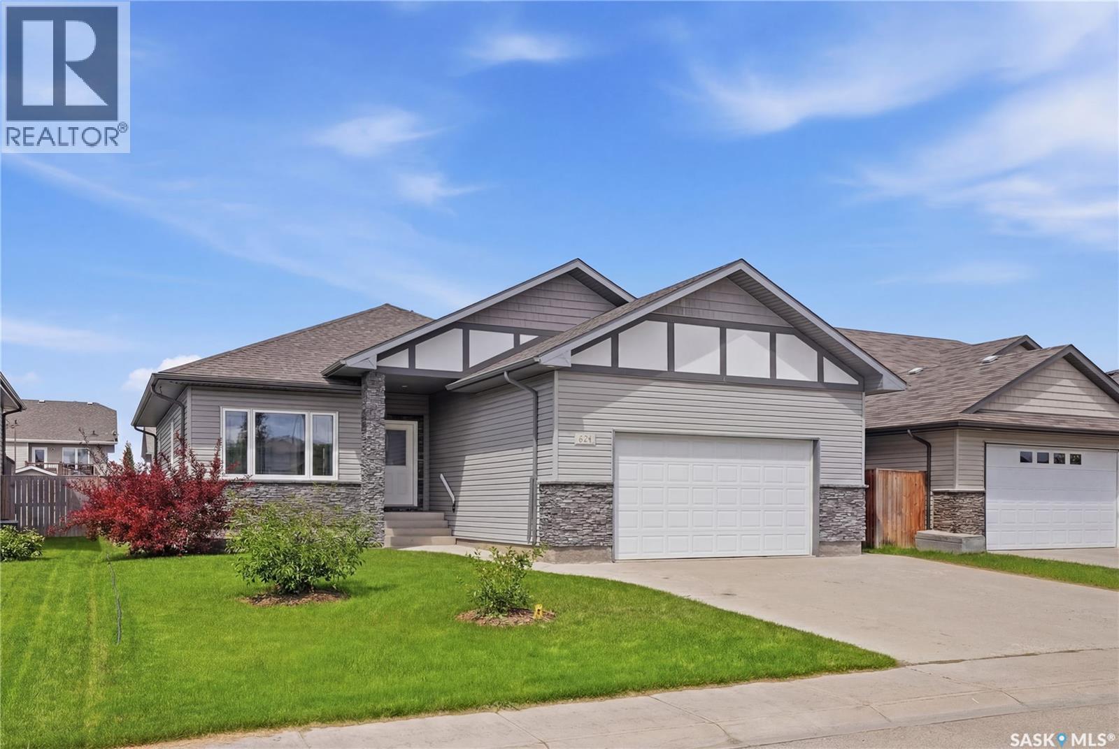 620 6th AVENUE S - photo 2