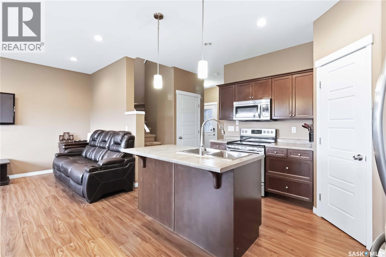 510 Sutter CRESCENT — photo 11
