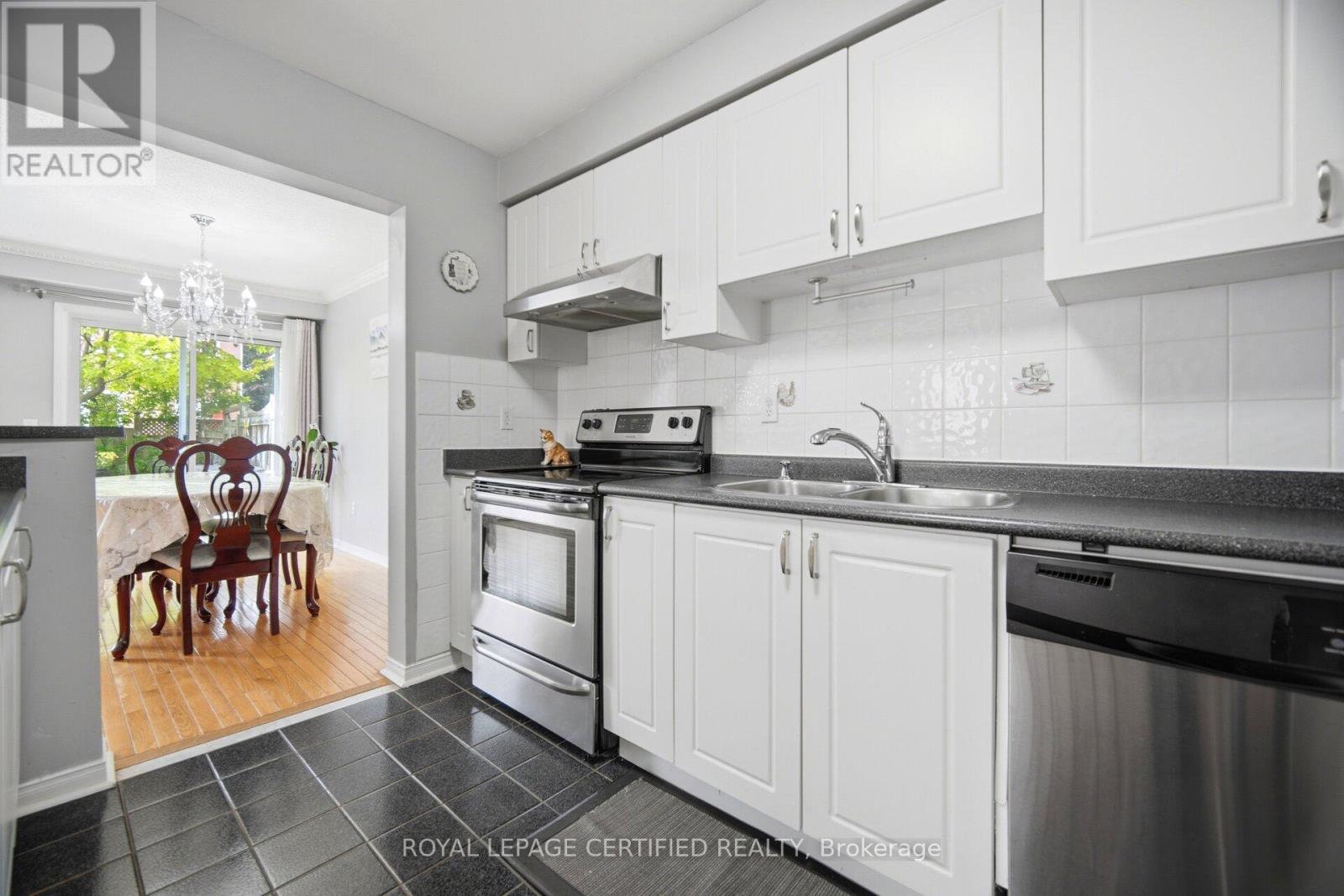 #157 5030 HEATHERLEIGH AVENUE - 10