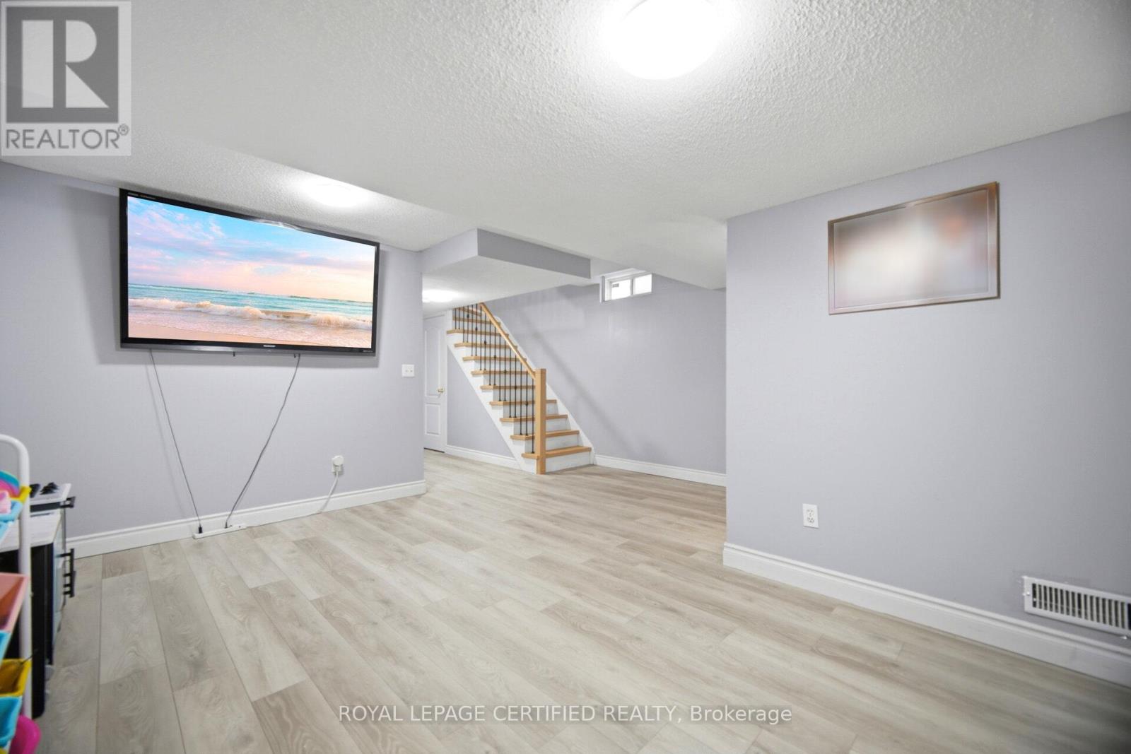 #157 5030 HEATHERLEIGH AVENUE - 39