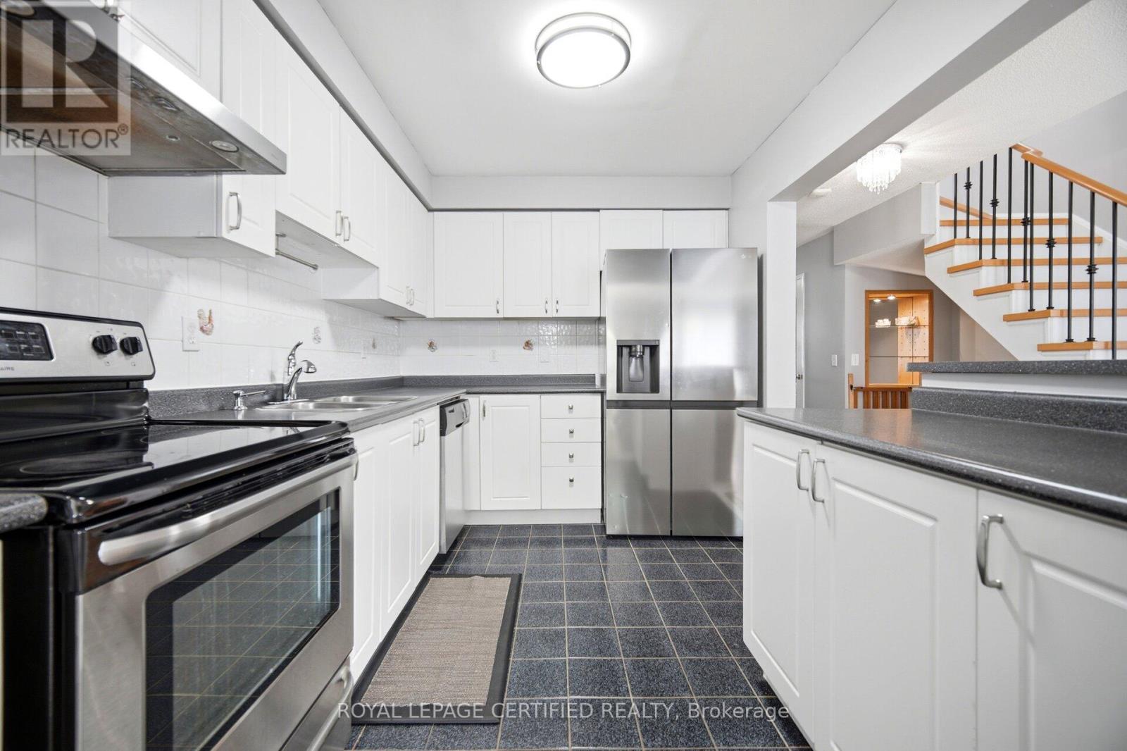 #157 5030 HEATHERLEIGH AVENUE - 8