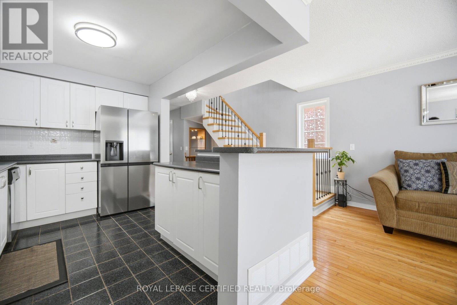 #157 5030 HEATHERLEIGH AVENUE - 9