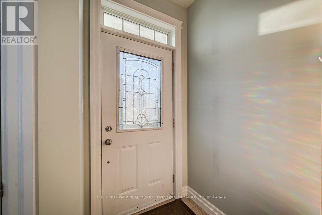 #201 555 KING STREET E - 2