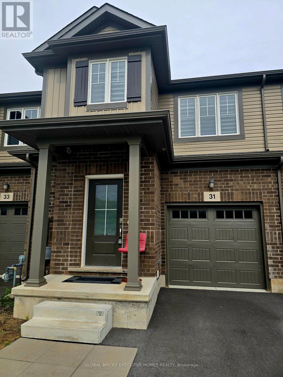 31 SAFFRON WAY - 1