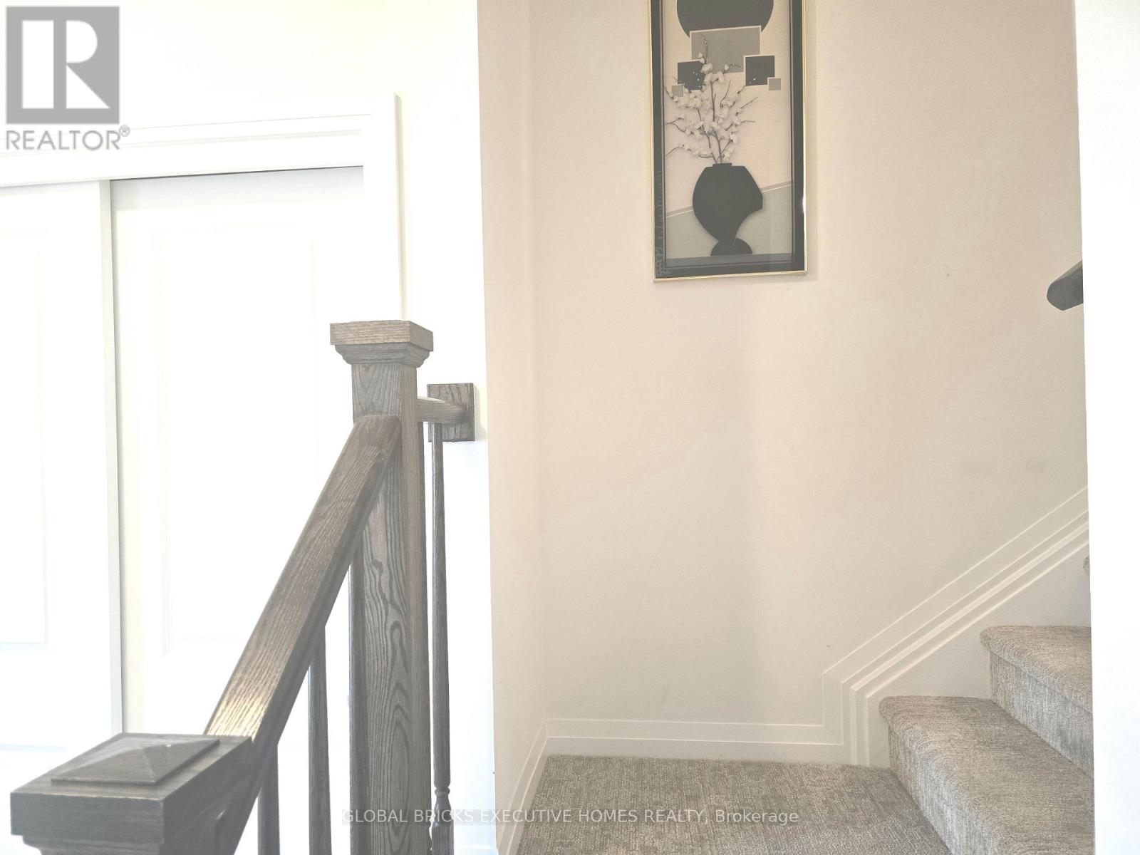 31 SAFFRON WAY - 20