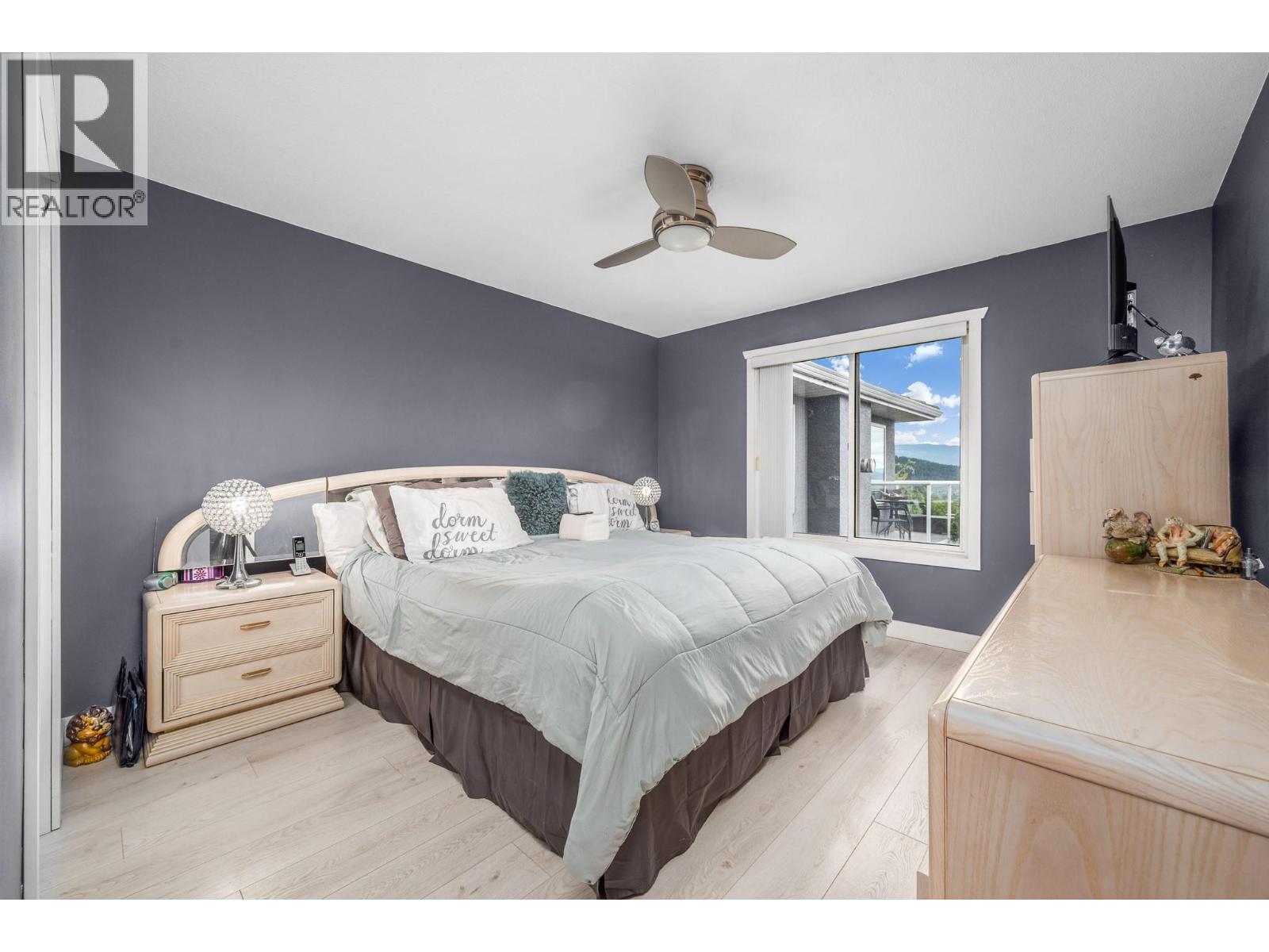 #3 6901 Manning Place - 11