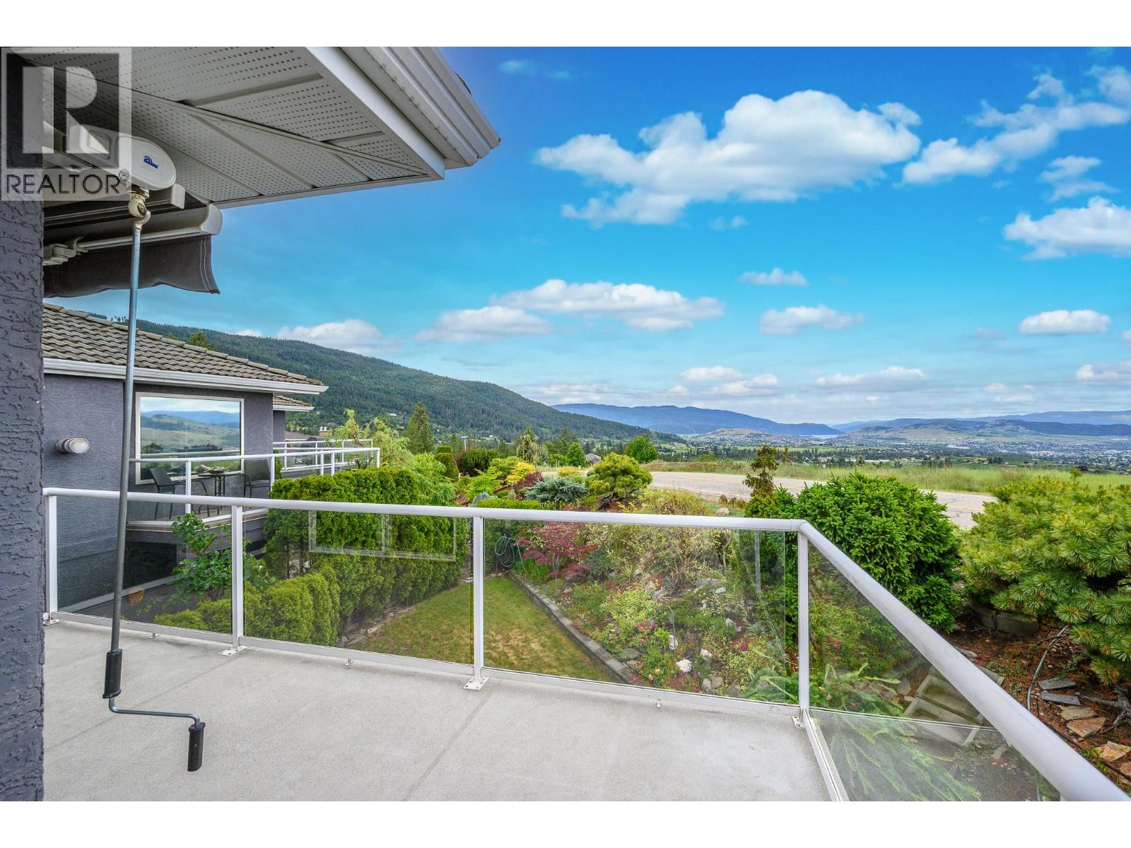 #3 6901 Manning Place - 27