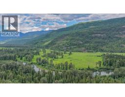2996 Lumby Mabel Lake Road, Lumby, BC V0E2G6 Photo 17