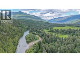 2996 Lumby Mabel Lake Road, Lumby, BC V0E2G6 Photo 19