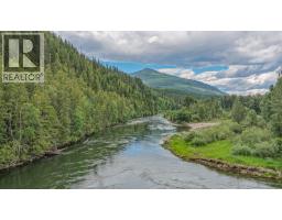 2996 Lumby Mabel Lake Road, Lumby, BC V0E2G6 Photo 22