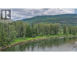 2996 Lumby Mabel Lake Road, Lumby, BC V0E2G6 Photo 23