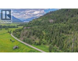 2996 Lumby Mabel Lake Road, Lumby, BC V0E2G6 Photo 9