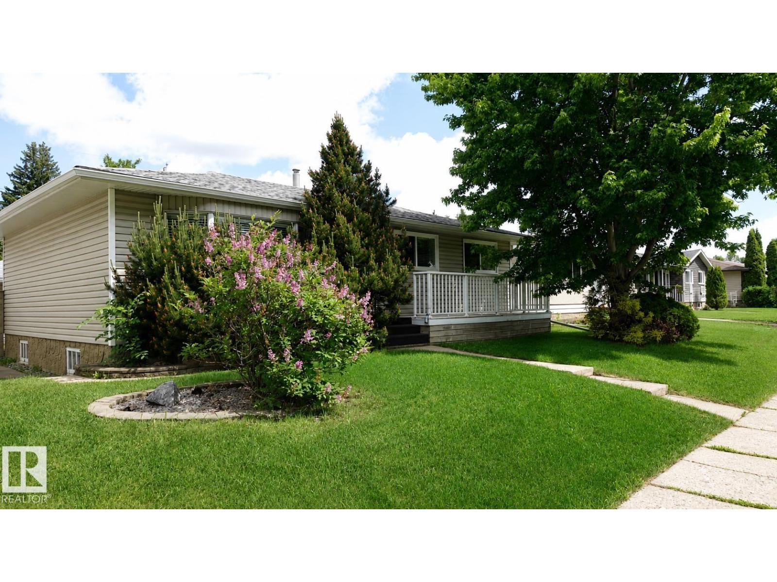 3426 120 AV NW - photo 2