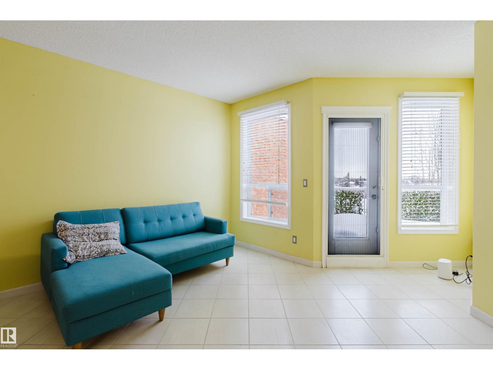 #406 9120 156 ST NW - 18