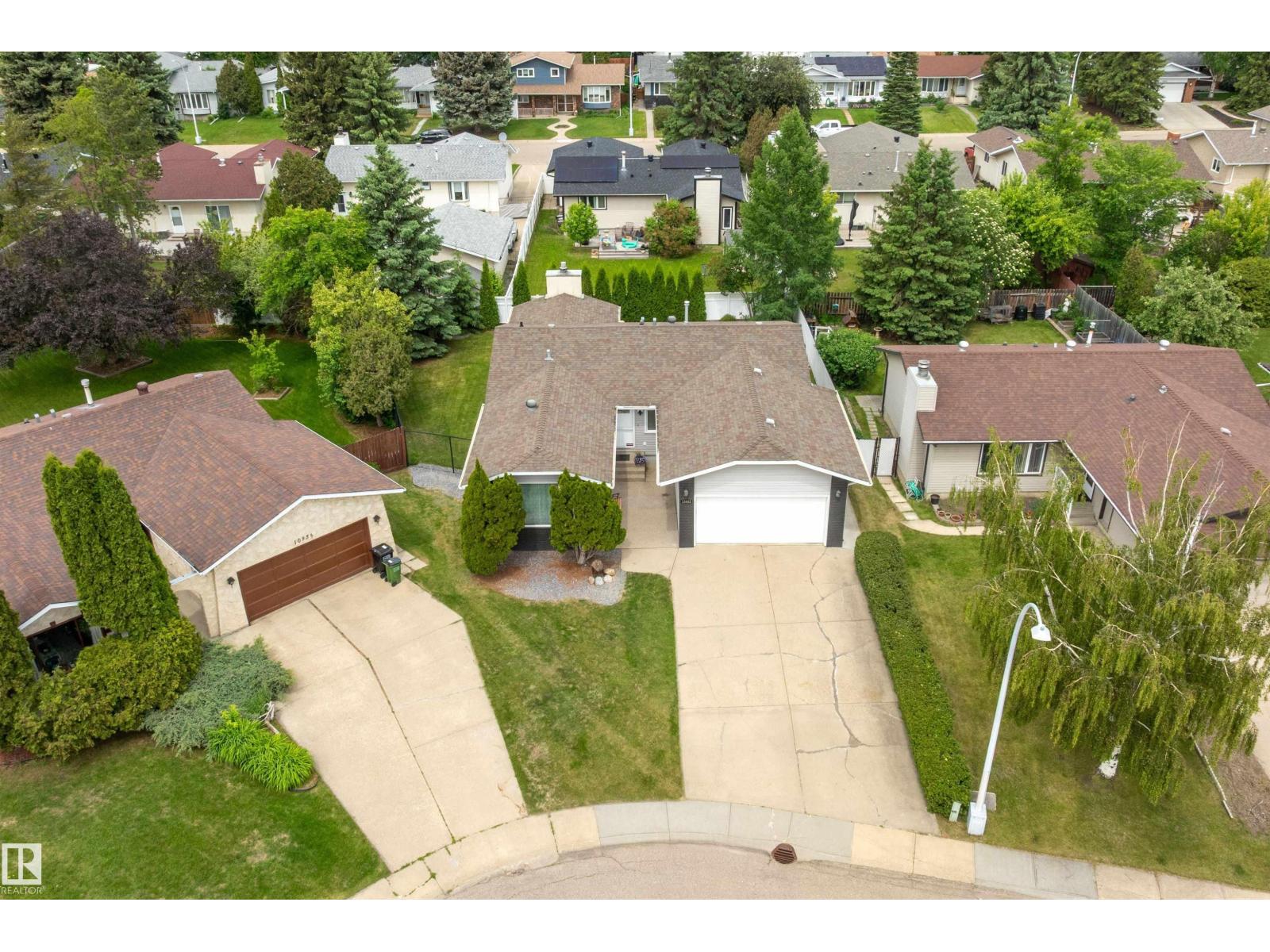 10952 34A AV NW — photo 64