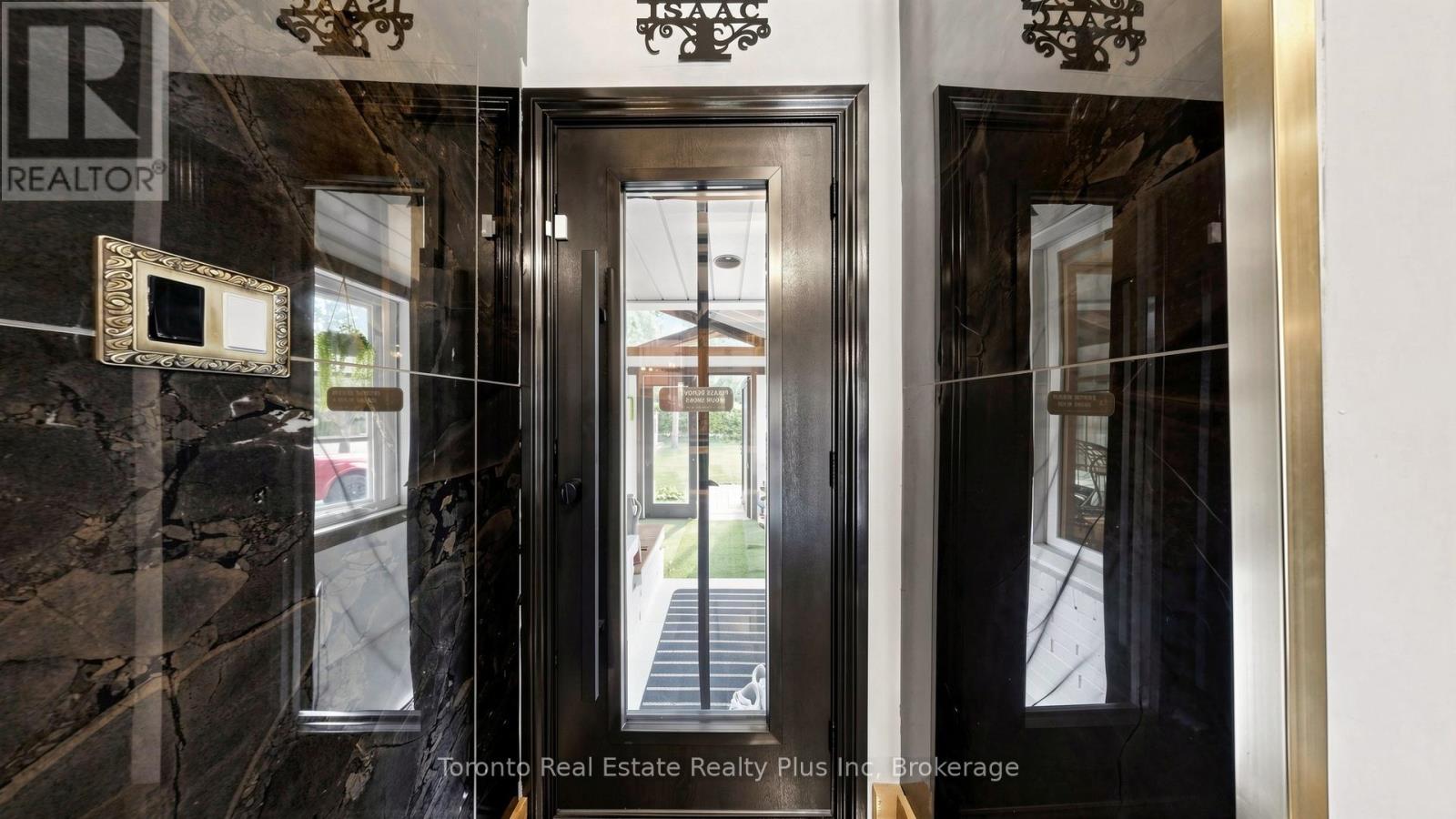 339 EAST AVENUE - 27