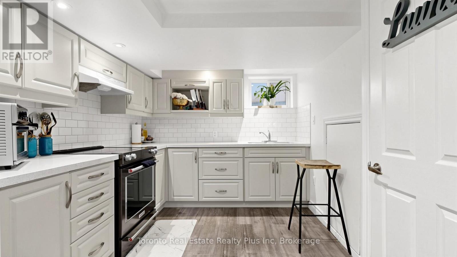 339 EAST AVENUE - 35