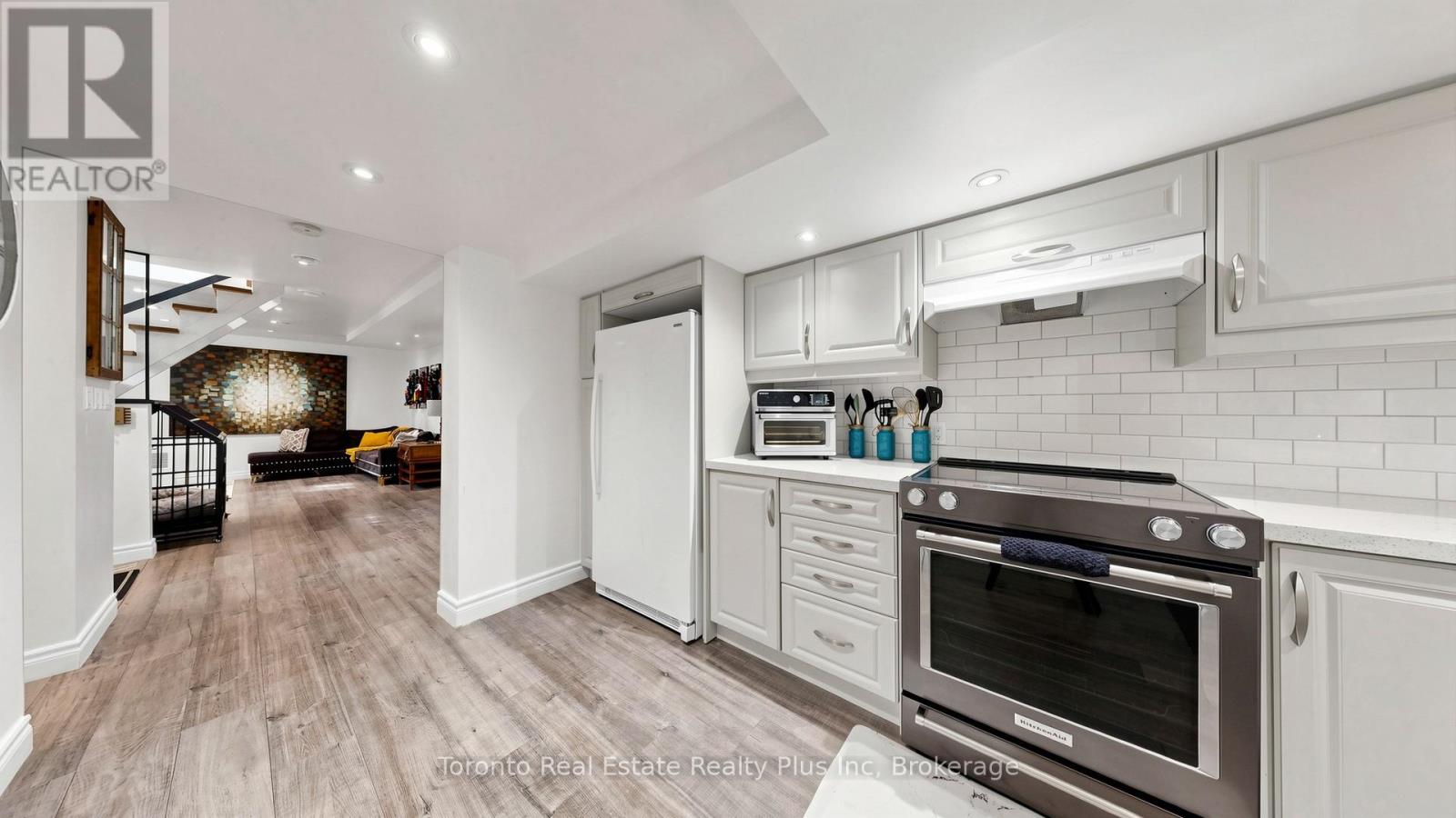 339 EAST AVENUE - 36