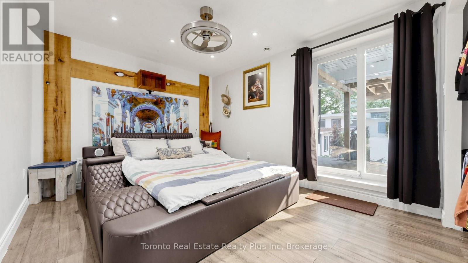 339 EAST AVENUE - 37