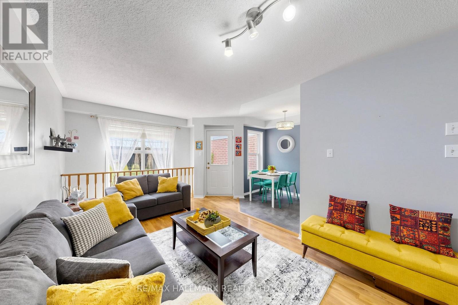 5 EVELYN BUCK LANE - 13