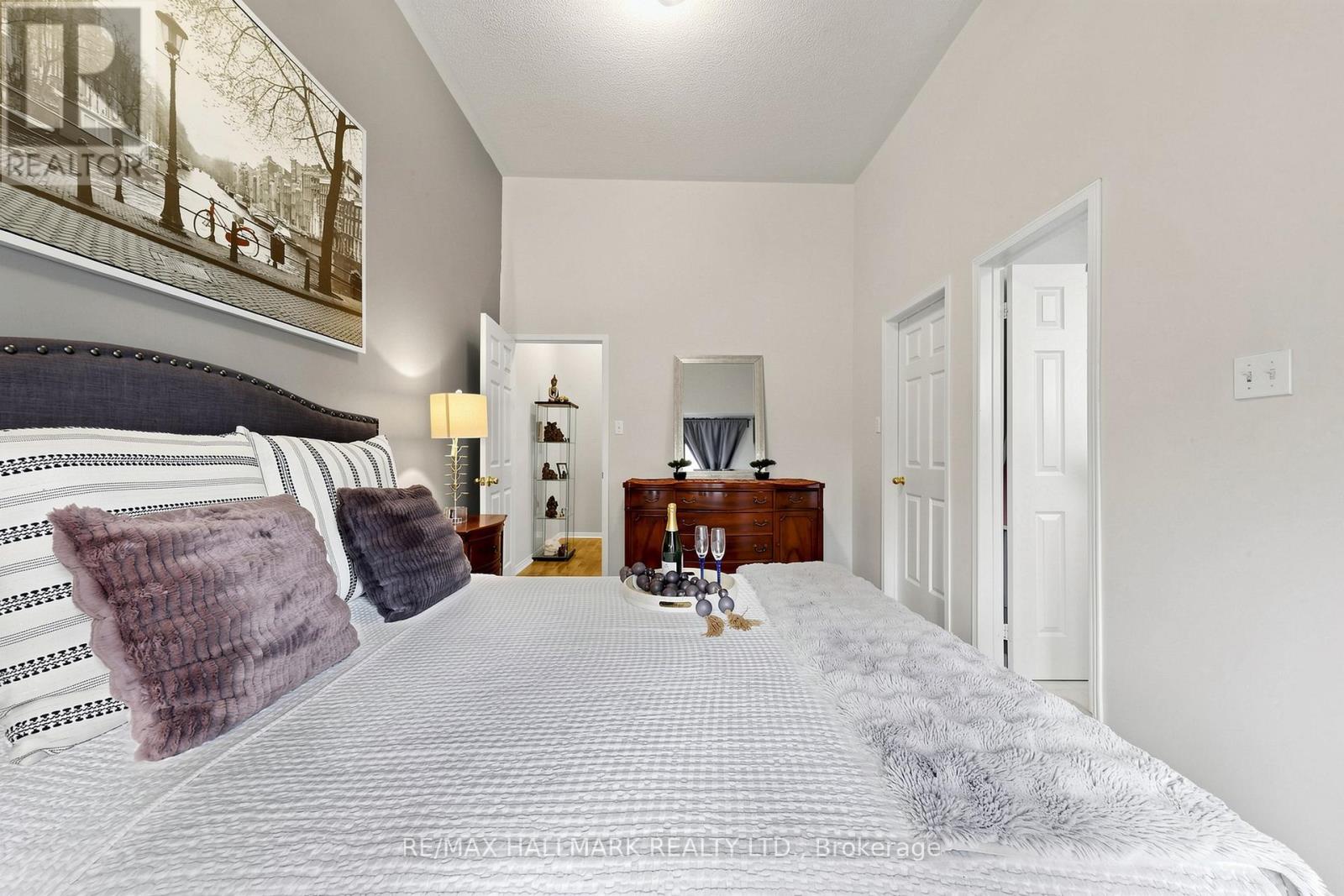 5 EVELYN BUCK LANE - 22