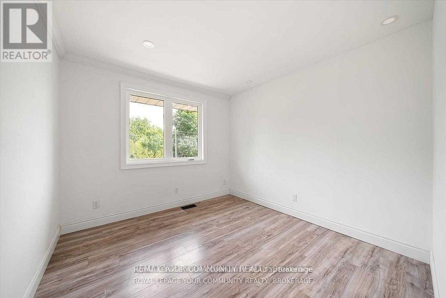 93 WESTMOUNT DRIVE S - 12
