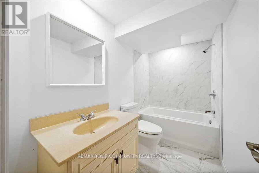 93 WESTMOUNT DRIVE S - 27
