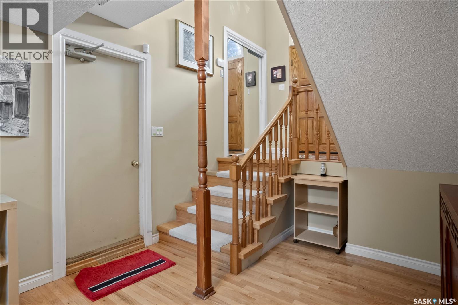 66 LESLIE PLACE - 33