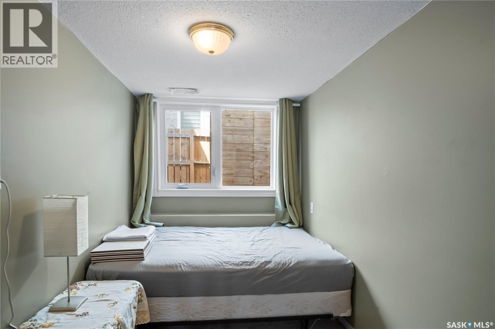 66 LESLIE PLACE - 43