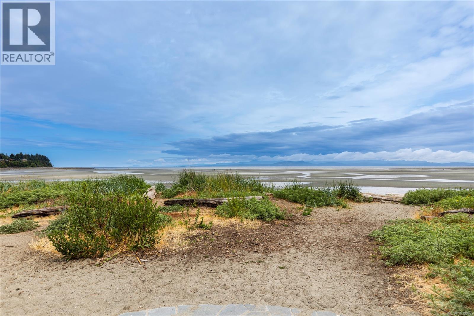 #129c/130 181 Beachside Dr - 44