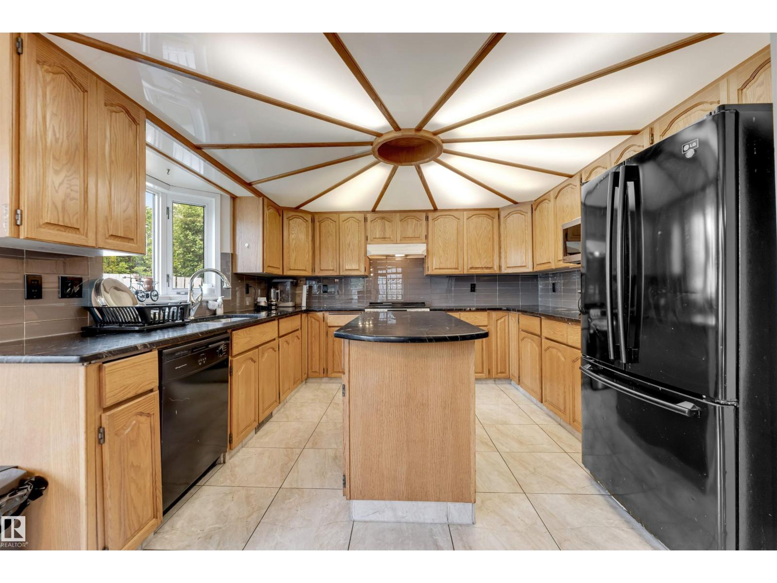 4465 32A ST NW - 24