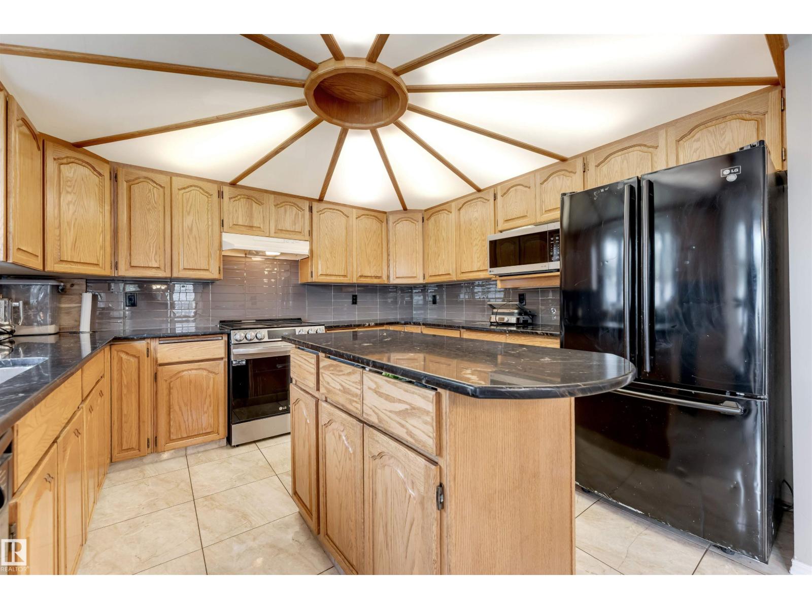4465 32A ST NW - 25