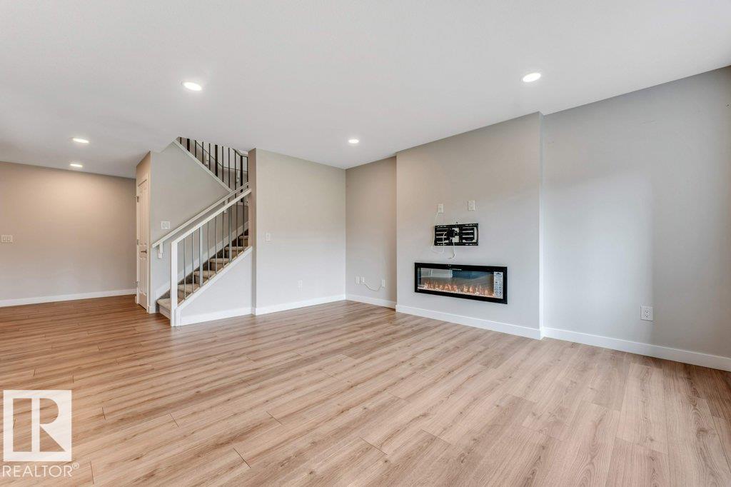 403 35 AV NW - 13
